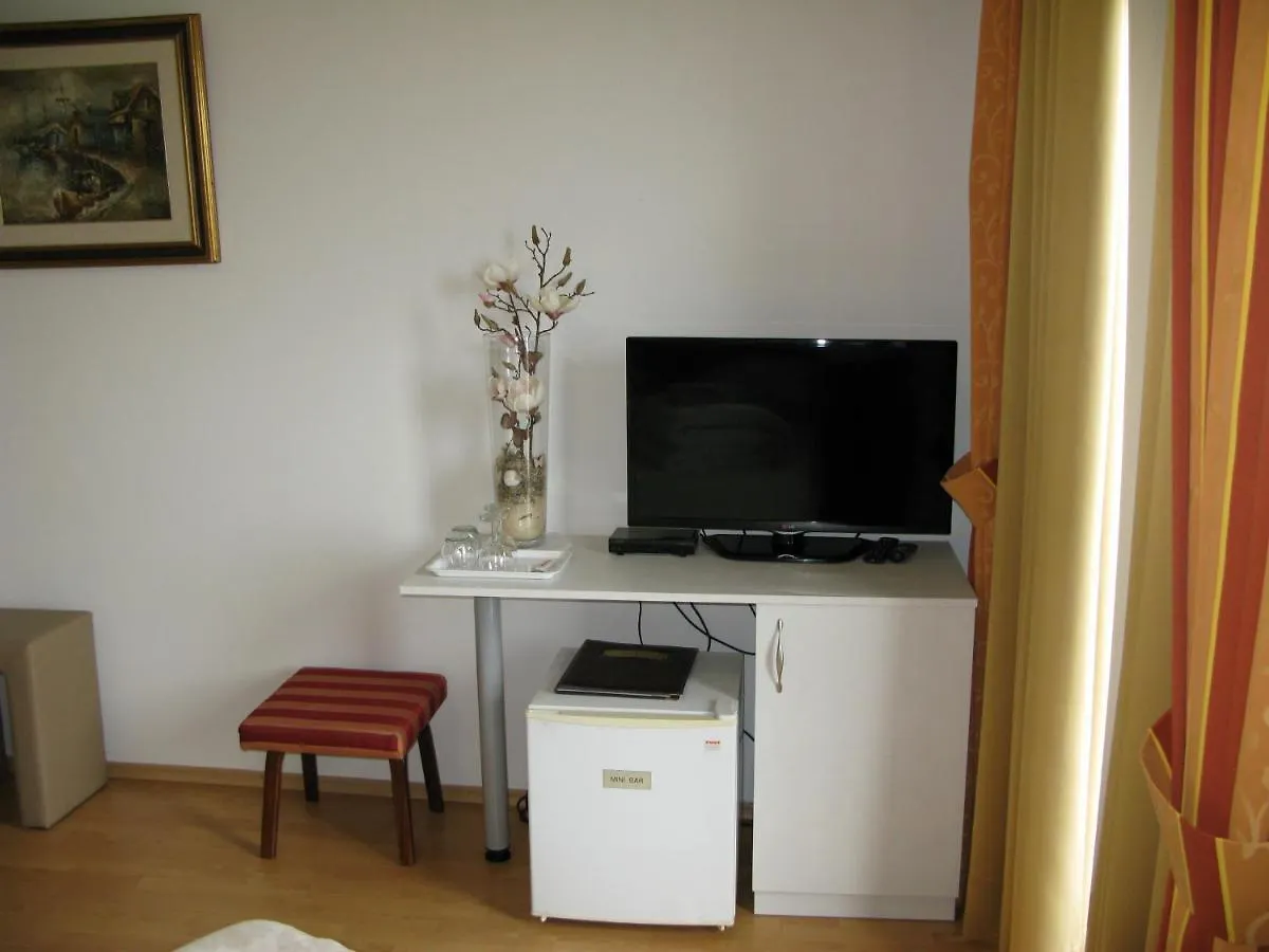 Mošćenička Draga Bed And Breakfast Villa Iris קרואטיה