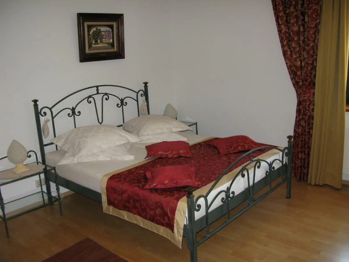 Bed And Breakfast Villa Iris Mošćenička Draga 3*,
